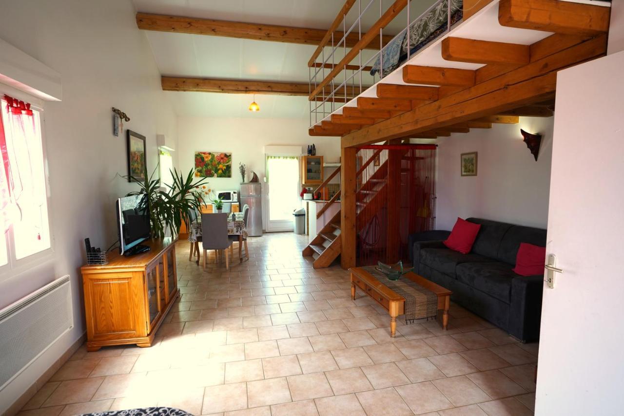 Loft Avec Mezzanine Lägenhet Montagnac  Exteriör bild