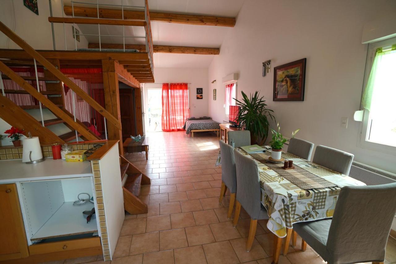 Loft Avec Mezzanine Lägenhet Montagnac  Exteriör bild